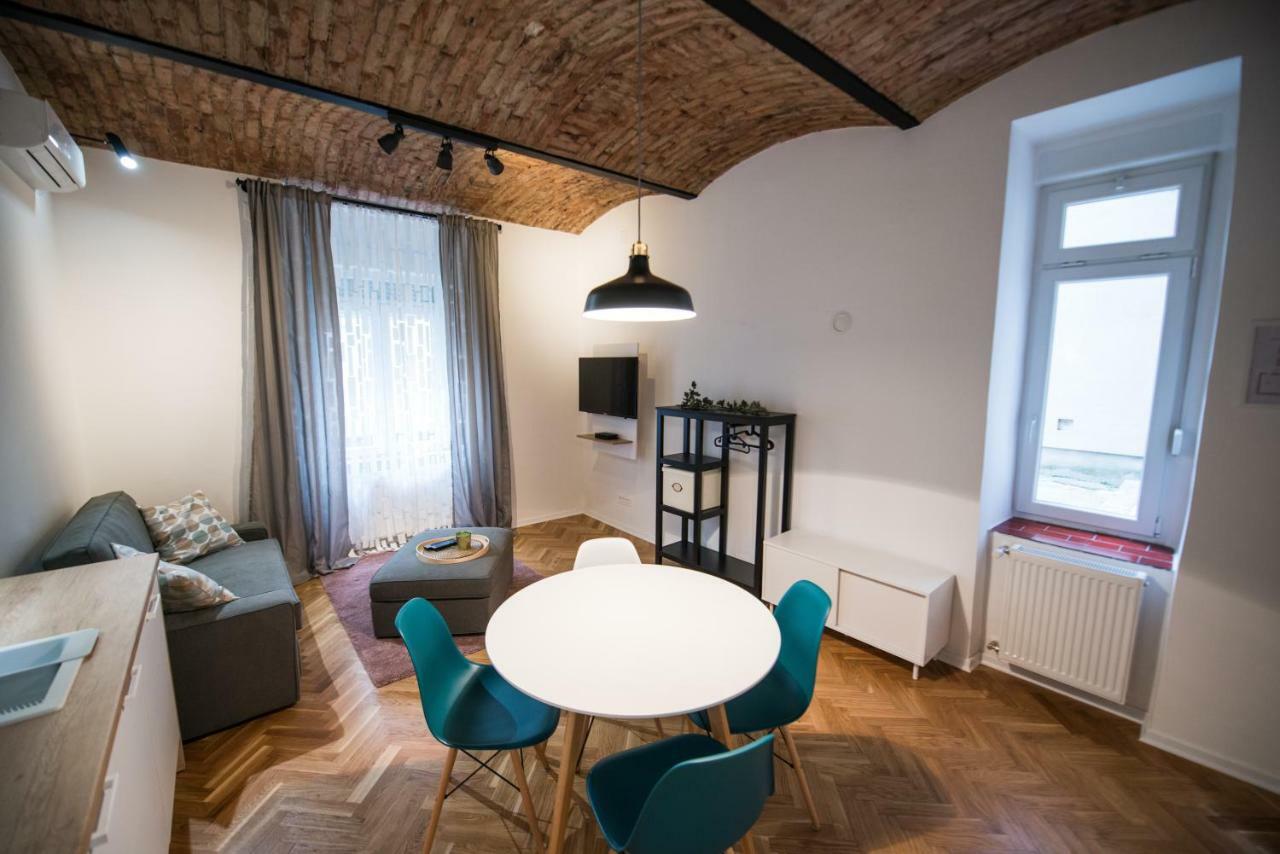 City Apartments Green Oasis Zagreb Buitenkant foto